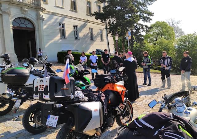 Nitra, biskup, Judak, motorkari