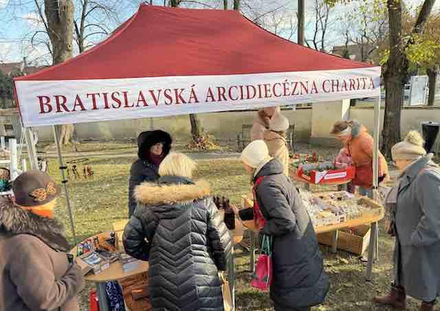 Bratislava, Vajnory, charita