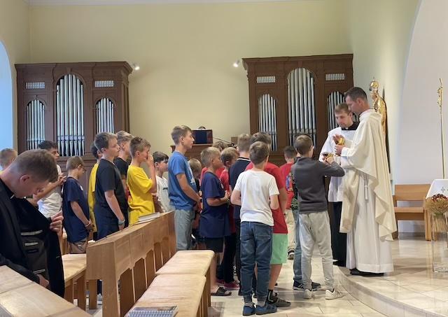 tabor,ministranti,deti