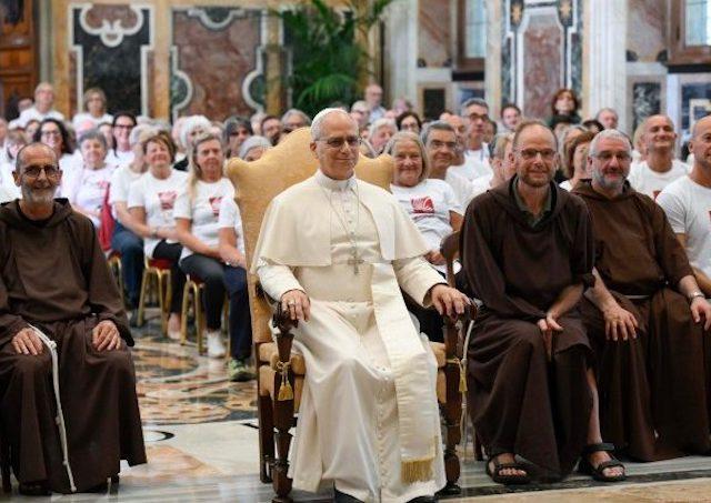 Vatik�n, Lev XIV., Franti�k�ni