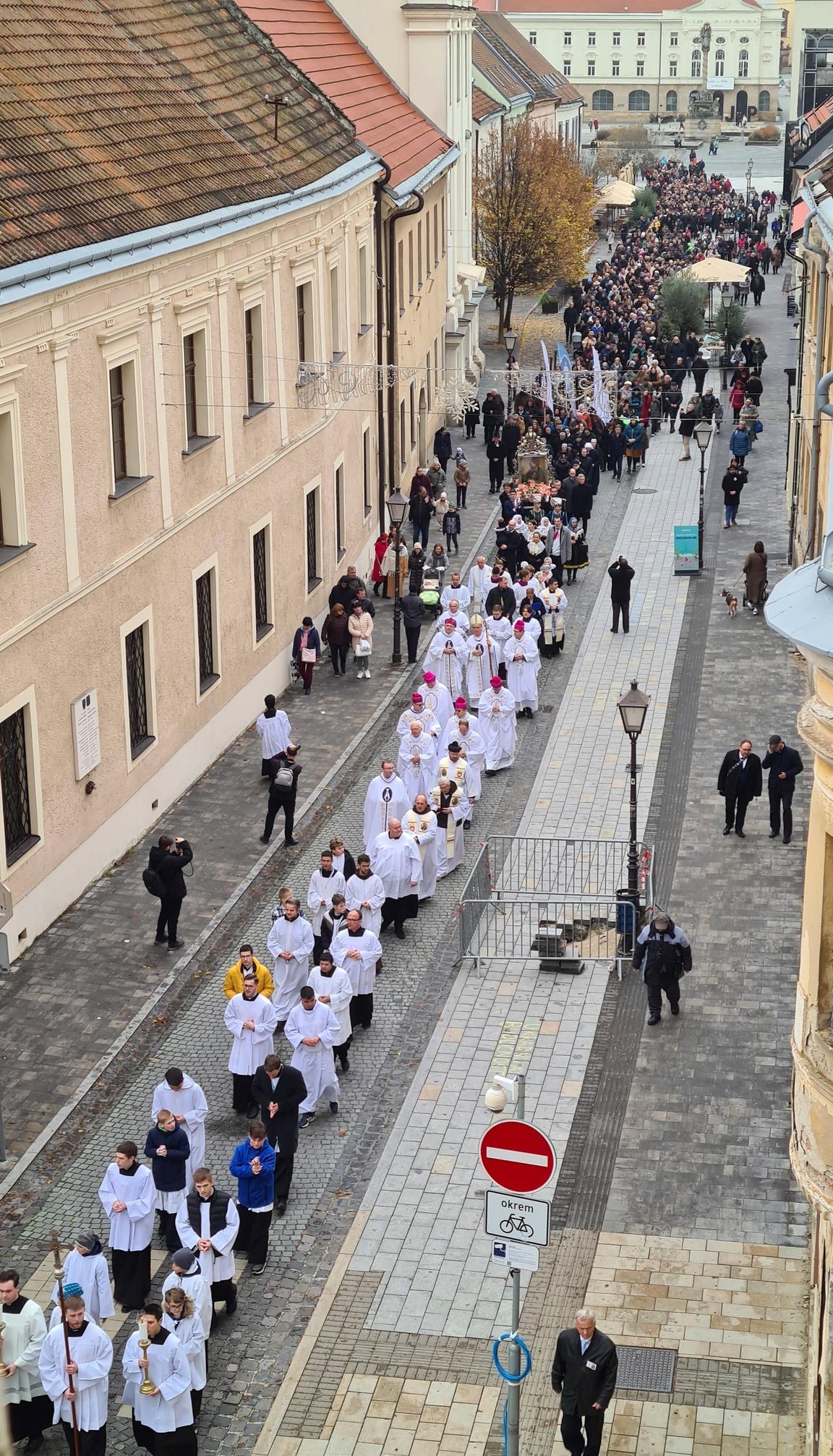 Trnava, novéna, 2025, Galis, procesia, velka