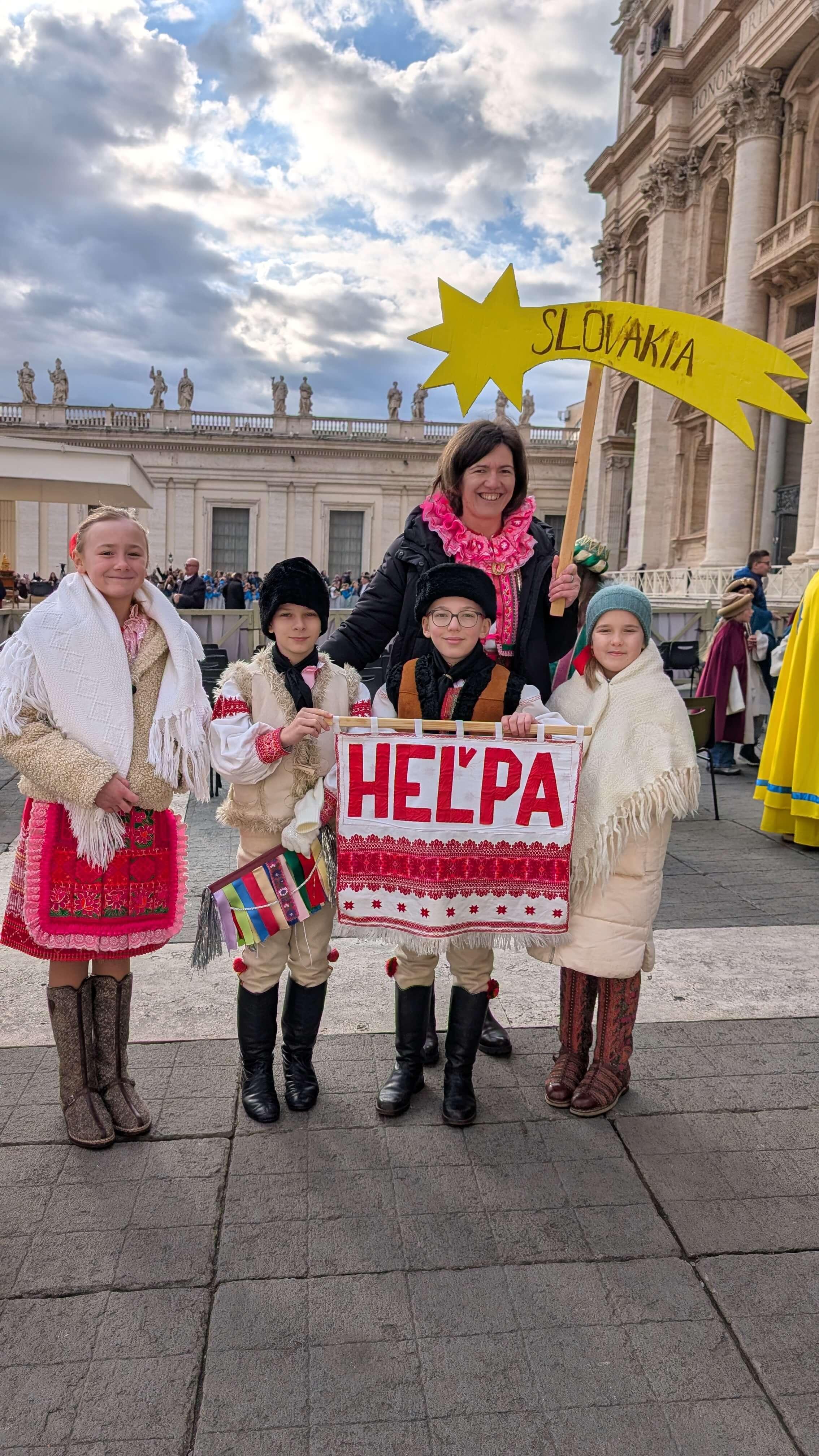 Vatik�n, koledn�ci, Lev XIV., Helpa