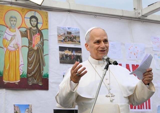 R�m, Lev XIV., farnos�, n�v�teva