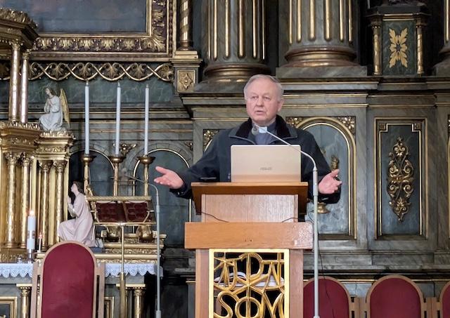 Bratislava, seniori, duchovna, obnova