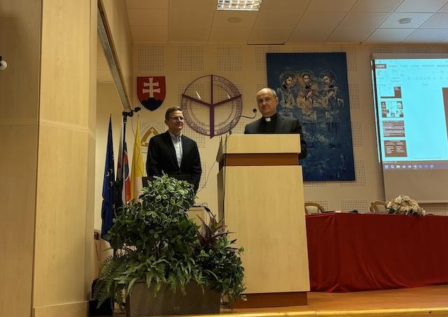 Ko�ice, predstavenie, programy